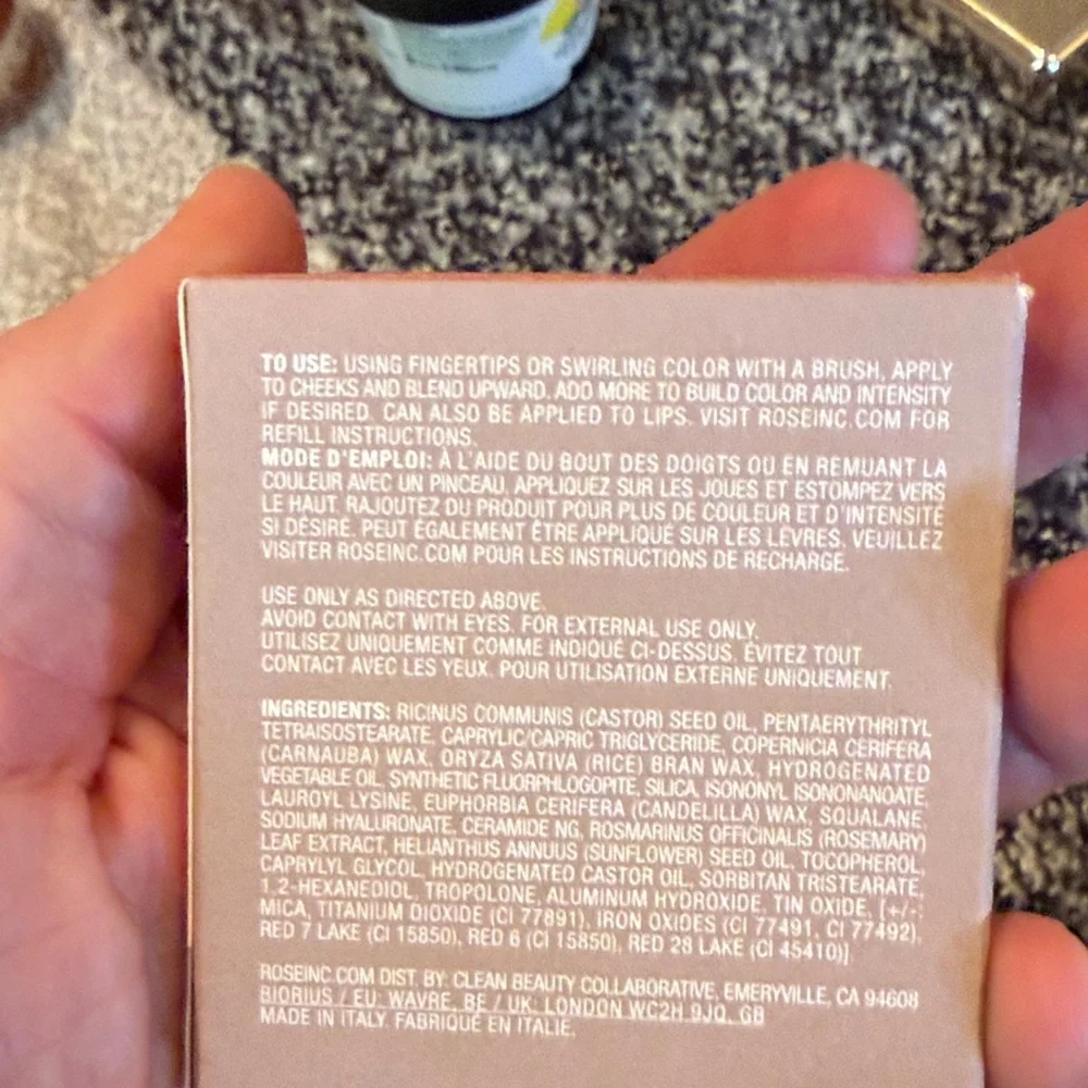 Rose Inc Blush Divine in Soft Pink - Picture 2 of 7